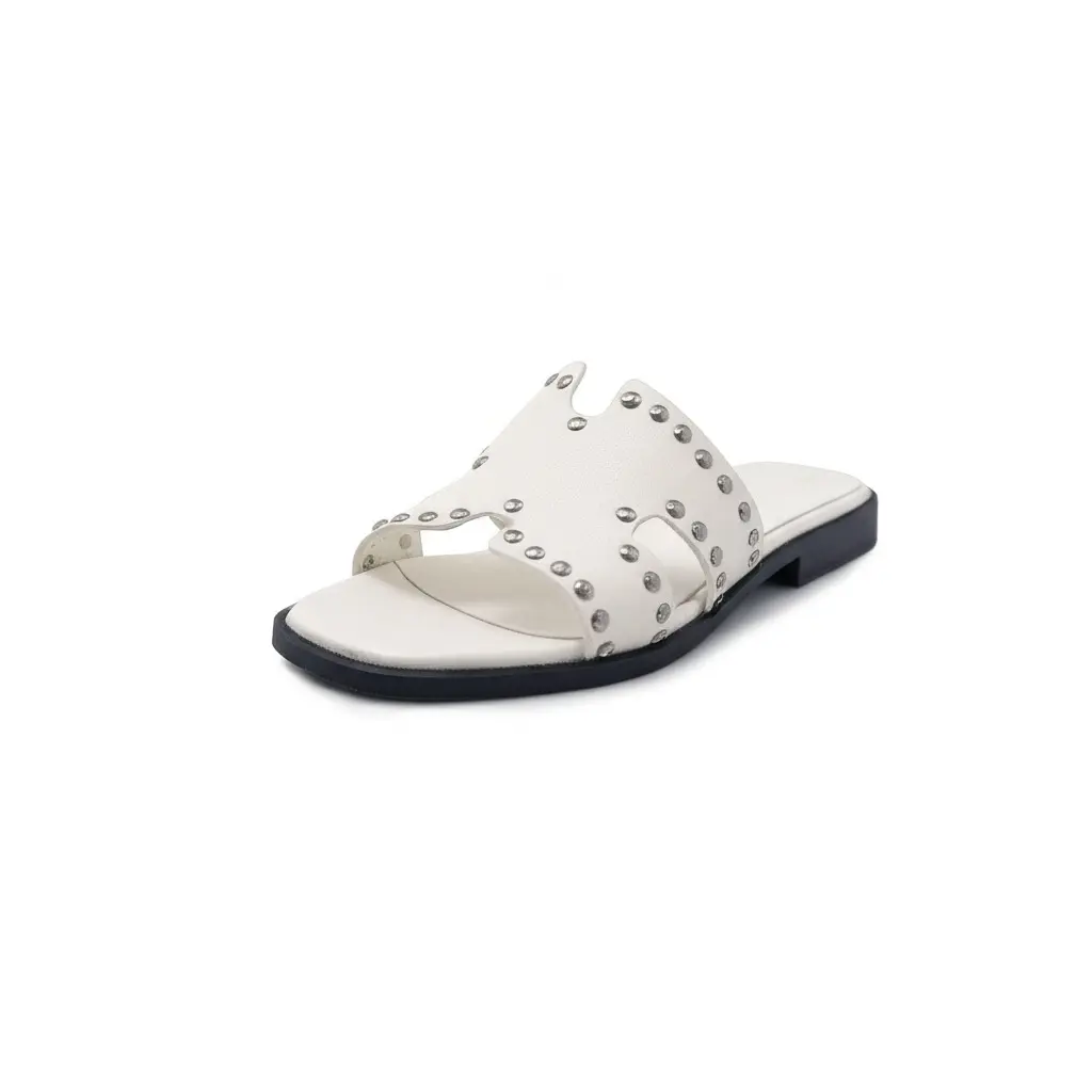 ART.0013 Sandali borchie punta quadra in Vera Pelle Bianco