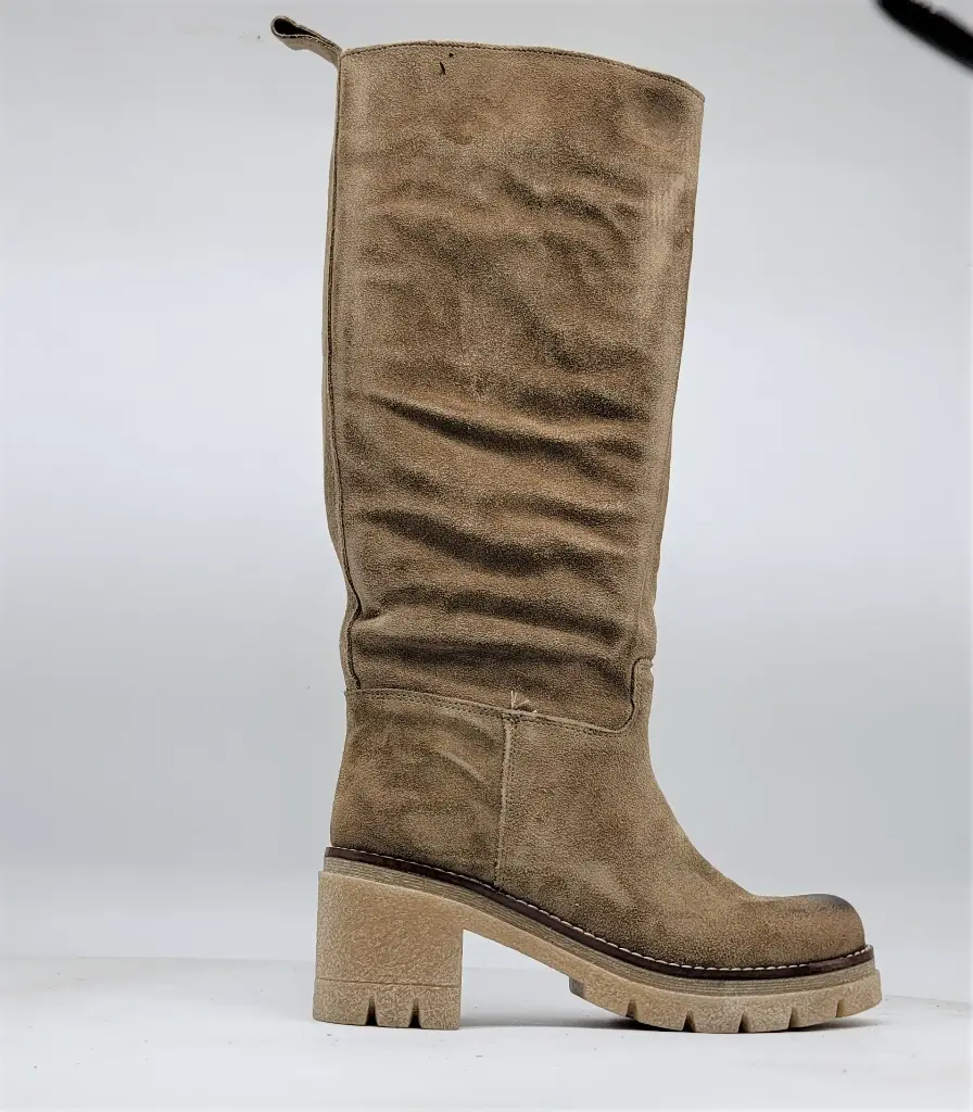 ART.96 Stivali in pelle taupe Made in Italy