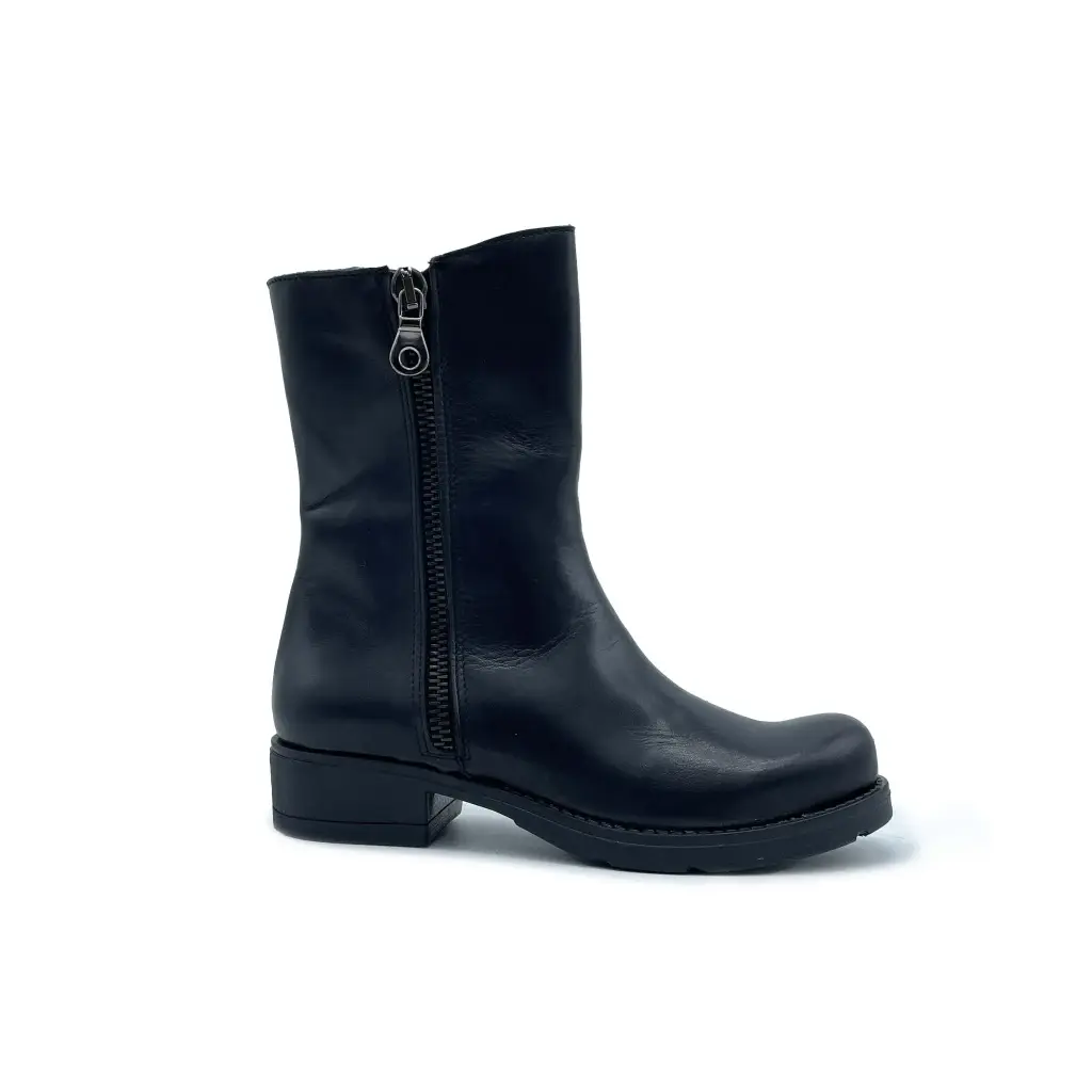ART.254 Women's Boot in Black leather Made in Italy