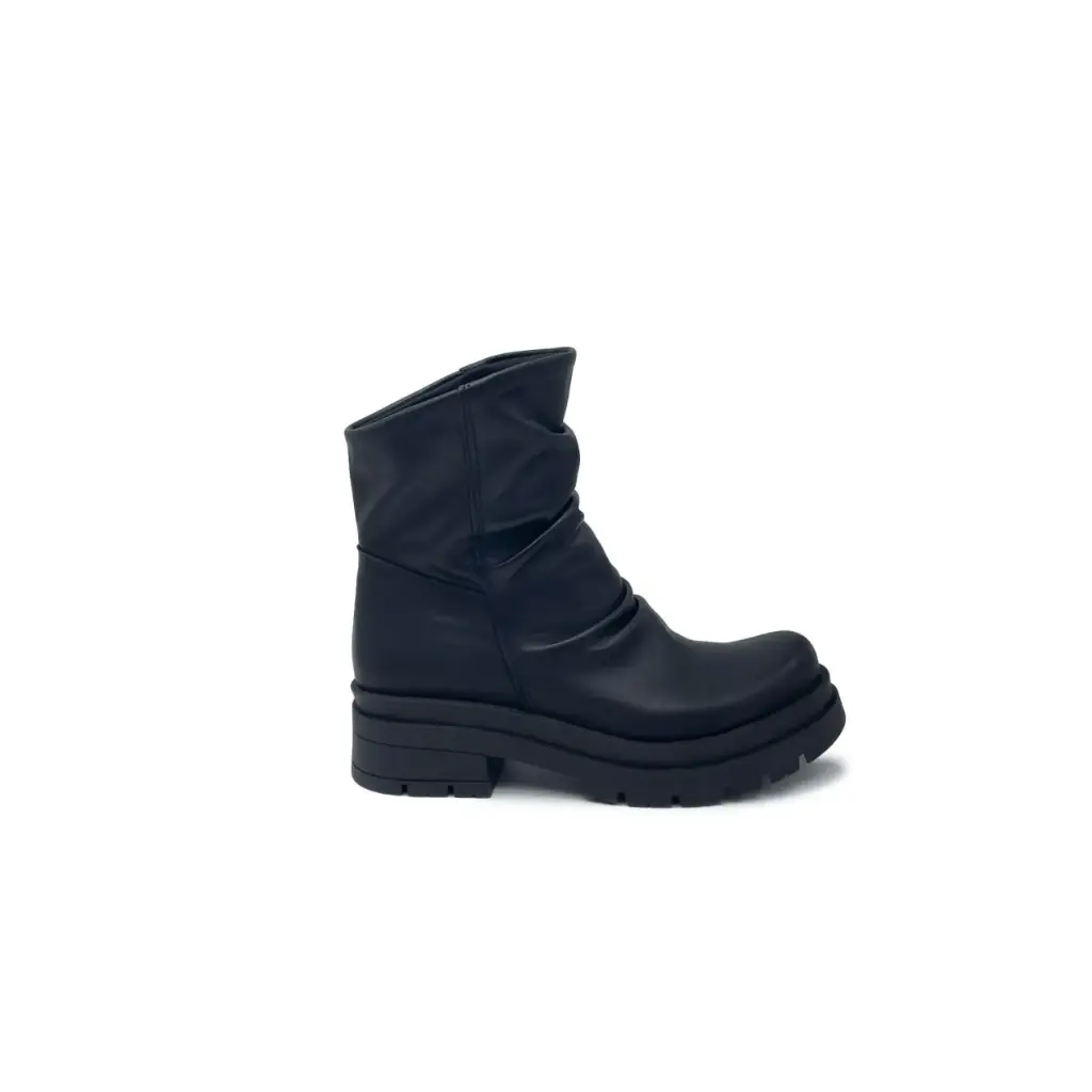 ART.251 Stivale donna in pelle nera Made in Italy
