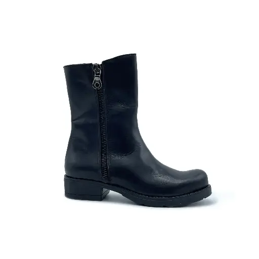 ART.254 Women's Boot in Black leather Made in Italy