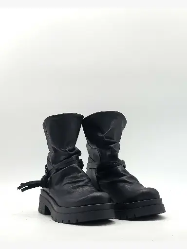 ART.23V Women's Boot in Black Genuine Leather Made in Italy