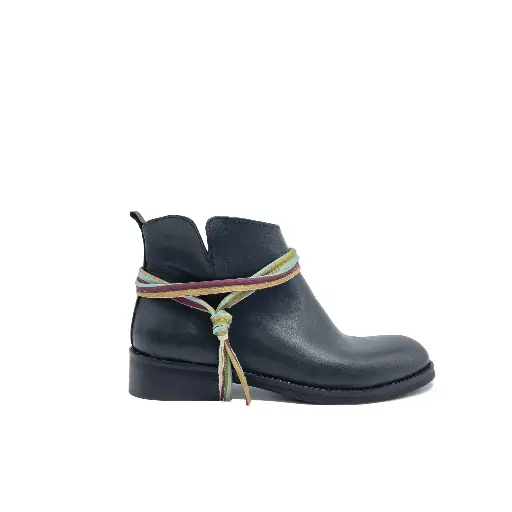 SB.100tnNR - Women’s low ankle boots in black genuine leather with lace