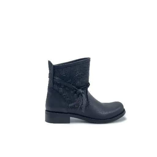 St-zm01bk Stivaletto donna in vera pelle nera con gambale traforato e lacci in pelle
